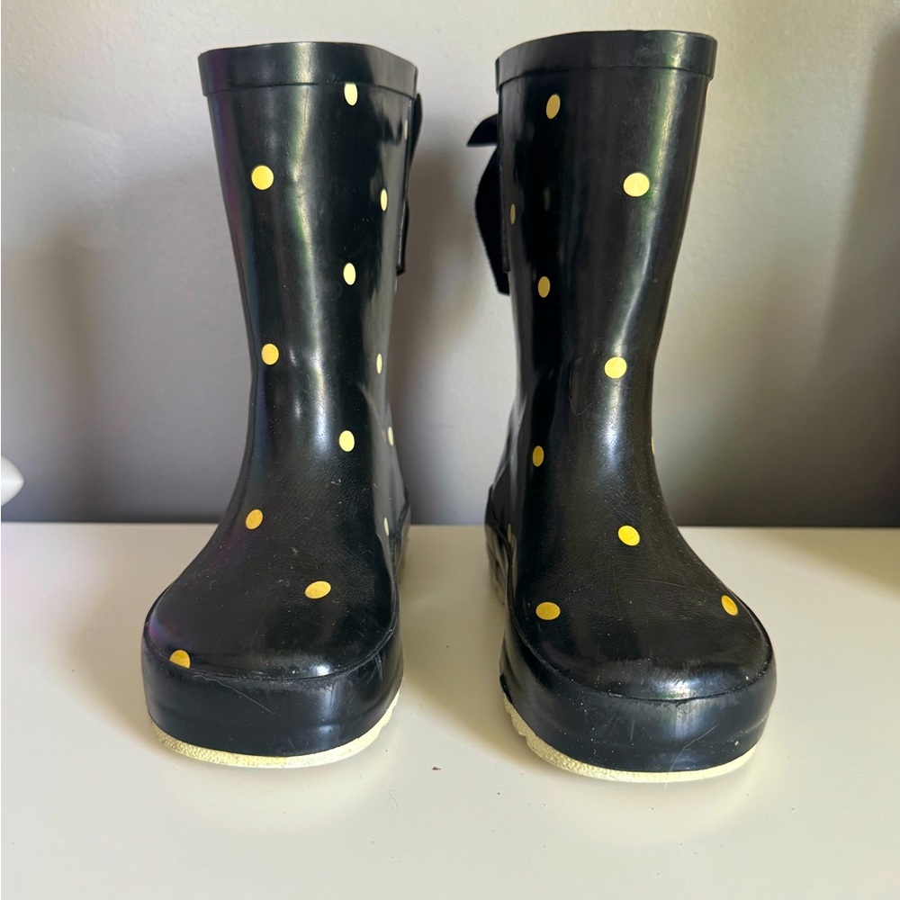 Girls black polka dot rain boots